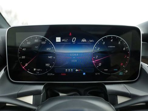 Certified 2026 Mercedes-Benz GLC 300 4MATIC image 23