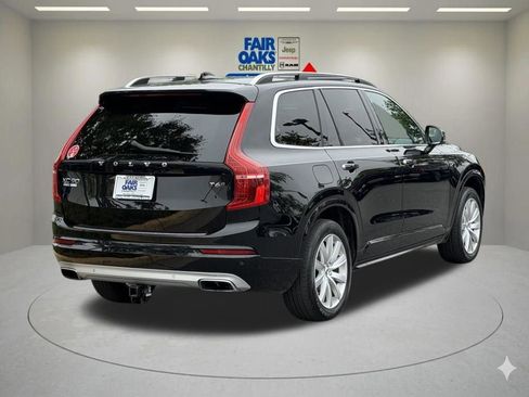 Used 2019 Volvo XC90 T6 Momentum w/ Protection Package Premier AWD/4WD image 6