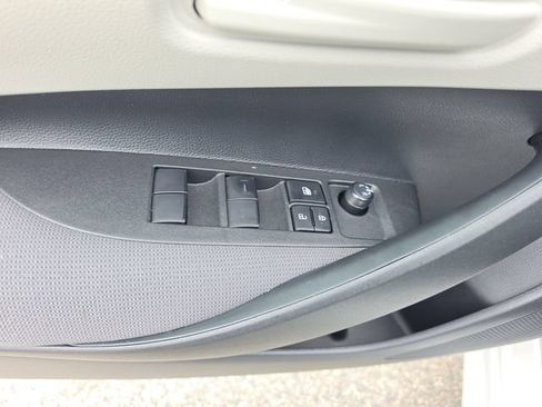 Used 2026 Toyota Corolla LE FWD image 17