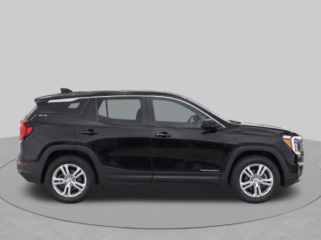 Used 2024 GMC Terrain SLE AWD/4WD image 8
