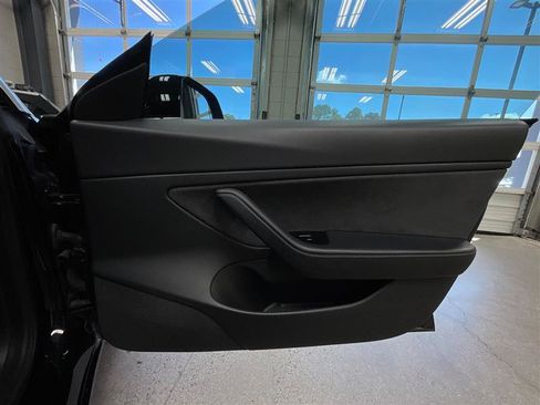 Used 2020 Tesla Model 3 Long Range AWD/4WD image 23