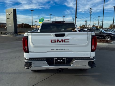 Used 2024 GMC Sierra 1500 SLT image 22
