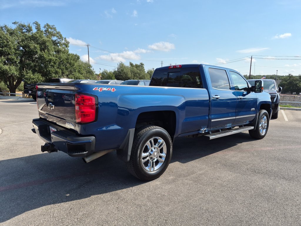 Used 2016 Chevrolet Silverado 2500 High Country AWD/4WD image 9