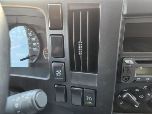 New 2025 Chevrolet Low Cab Forward image 19