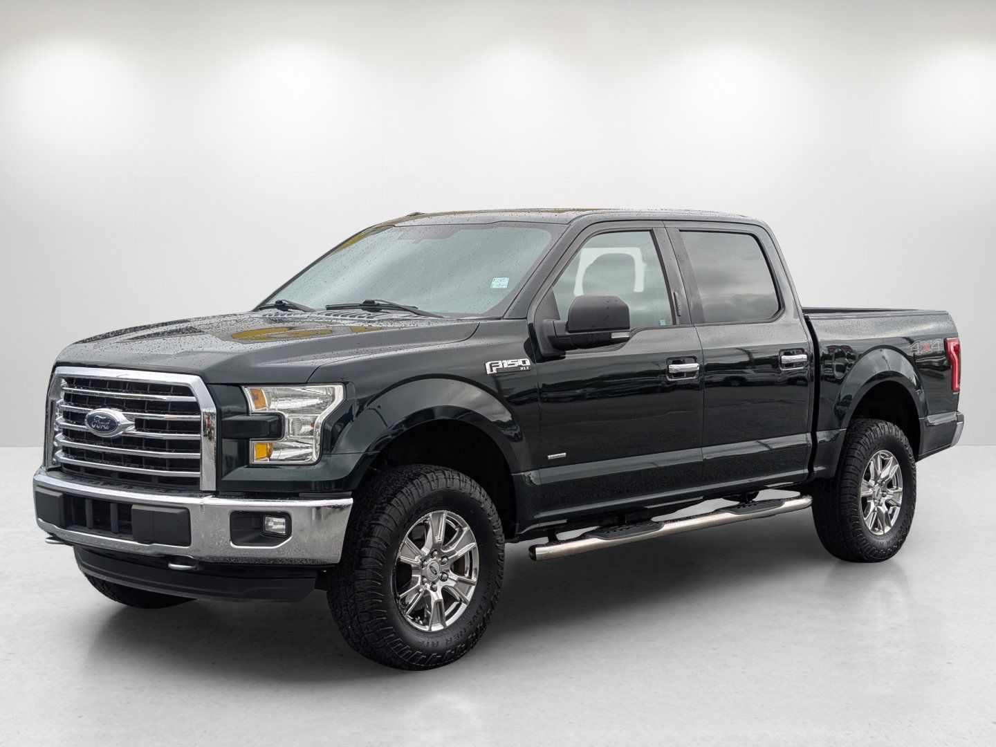 Used 2016 Ford F150 XLT w/ Equipment Group 302A Luxury AWD/4WD image 1