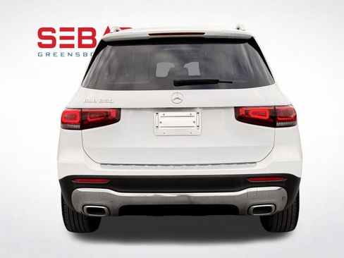 Used 2023 Mercedes-Benz GLB 250 w/ Premium Package image 9