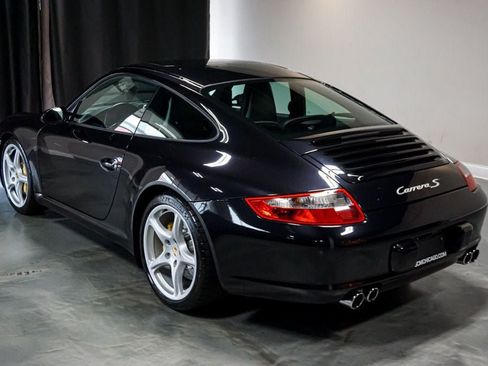 Used 2006 Porsche 911 Carrera S RWD image 36