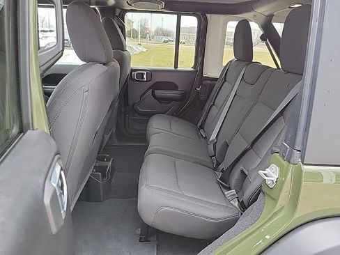 Used 2021 Jeep Wrangler Unlimited Sport image 10
