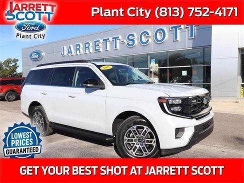 New 2025 Ford Expedition Active image 1