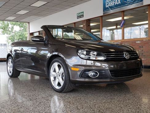 Used 2012 Volkswagen Eos Lux FWD image 7