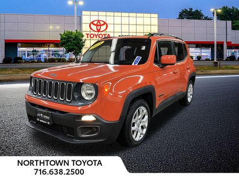 Used 2015 Jeep Renegade Latitude image 1