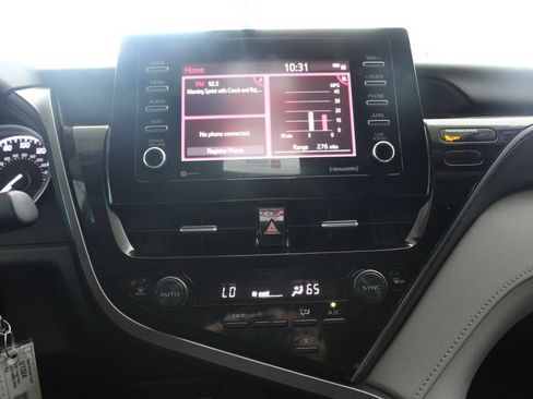 Used 2024 Toyota Camry LE FWD image 5
