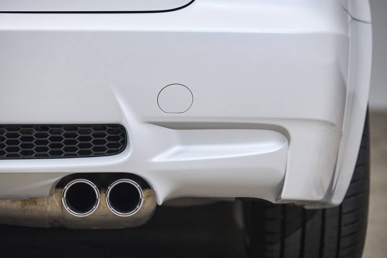Used 2013 BMW M3 Coupe RWD image 21