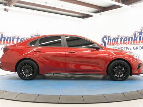 Used 2024 Kia Forte GT-Line FWD image 11