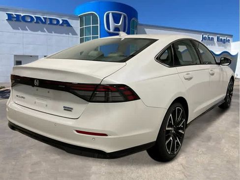 New 2025 Honda Accord Touring image 7