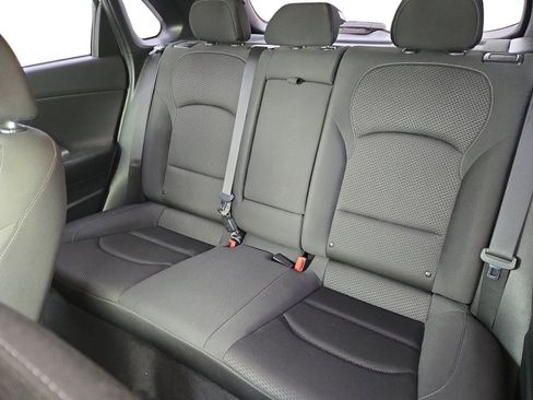 Used 2018 Hyundai Elantra GT FWD image 23