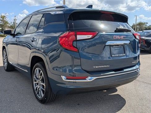 Used 2024 GMC Terrain Denali image 7