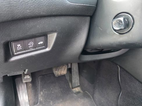 Used 2017 INFINITI Q60 2.0t w/ Premium Plus Package 2.0T image 16