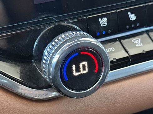 Used 2024 GMC Canyon AT4 w/ AT4 Premium Package image 29