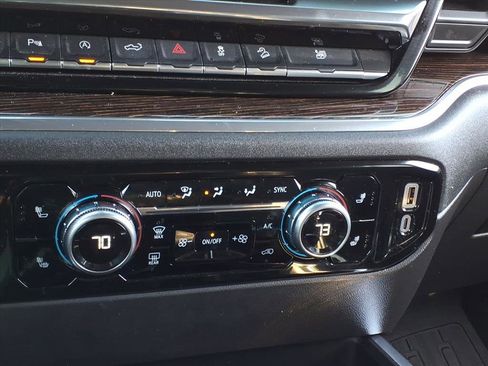 Used 2025 GMC Sierra 1500 Elevation w/ Elevation Premium Package image 10