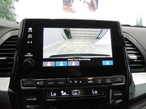 Used 2023 Honda Odyssey Sport image 25