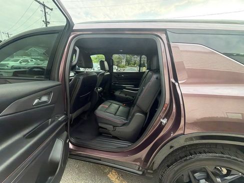 Used 2025 Chevrolet Traverse RS w/ LPO, Floor Liner Package AWD/4WD image 55