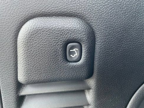 Used 2021 Jeep Grand Cherokee Limited AWD/4WD image 33
