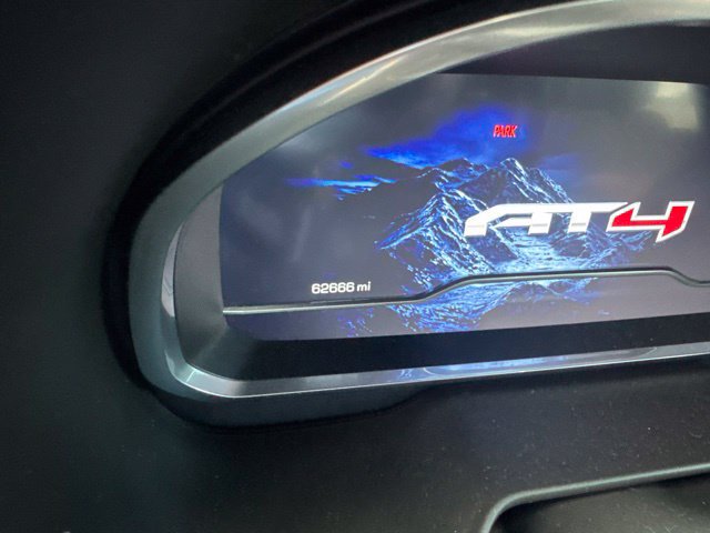 Used 2023 GMC Yukon AT4 AWD/4WD image 5