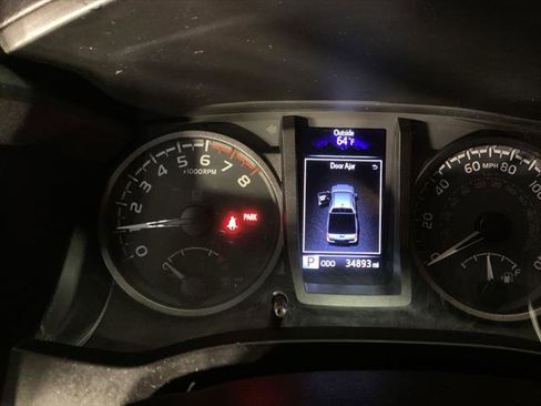 Certified 2021 Toyota Tacoma TRD Off-Road w/ Technology Package image 11