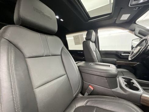 Used 2020 Chevrolet Silverado 2500 High Country w/ Z71 Off-Road Package image 14