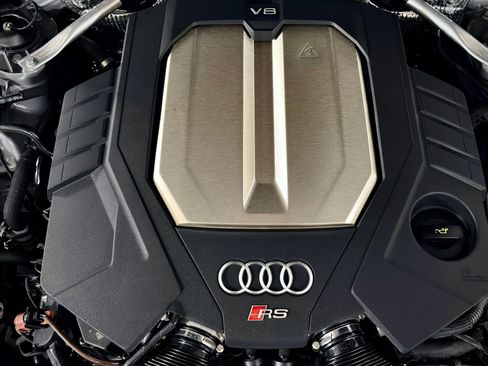 Used 2025 Audi RS 6 performance image 30