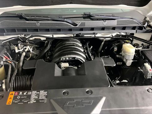 Used 2018 Chevrolet Silverado 1500 Custom w/ Custom Value Package RWD image 29