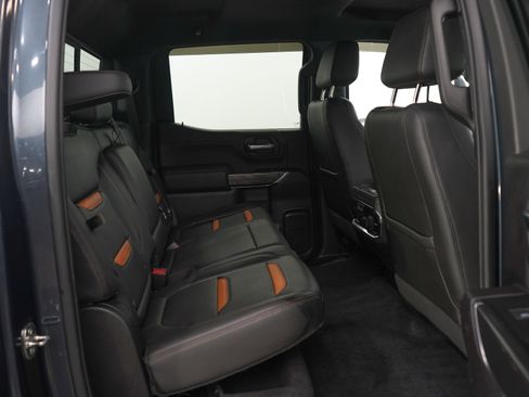 Used 2020 GMC Sierra 1500 AT4 w/ AT4 Premium Package AWD/4WD image 12