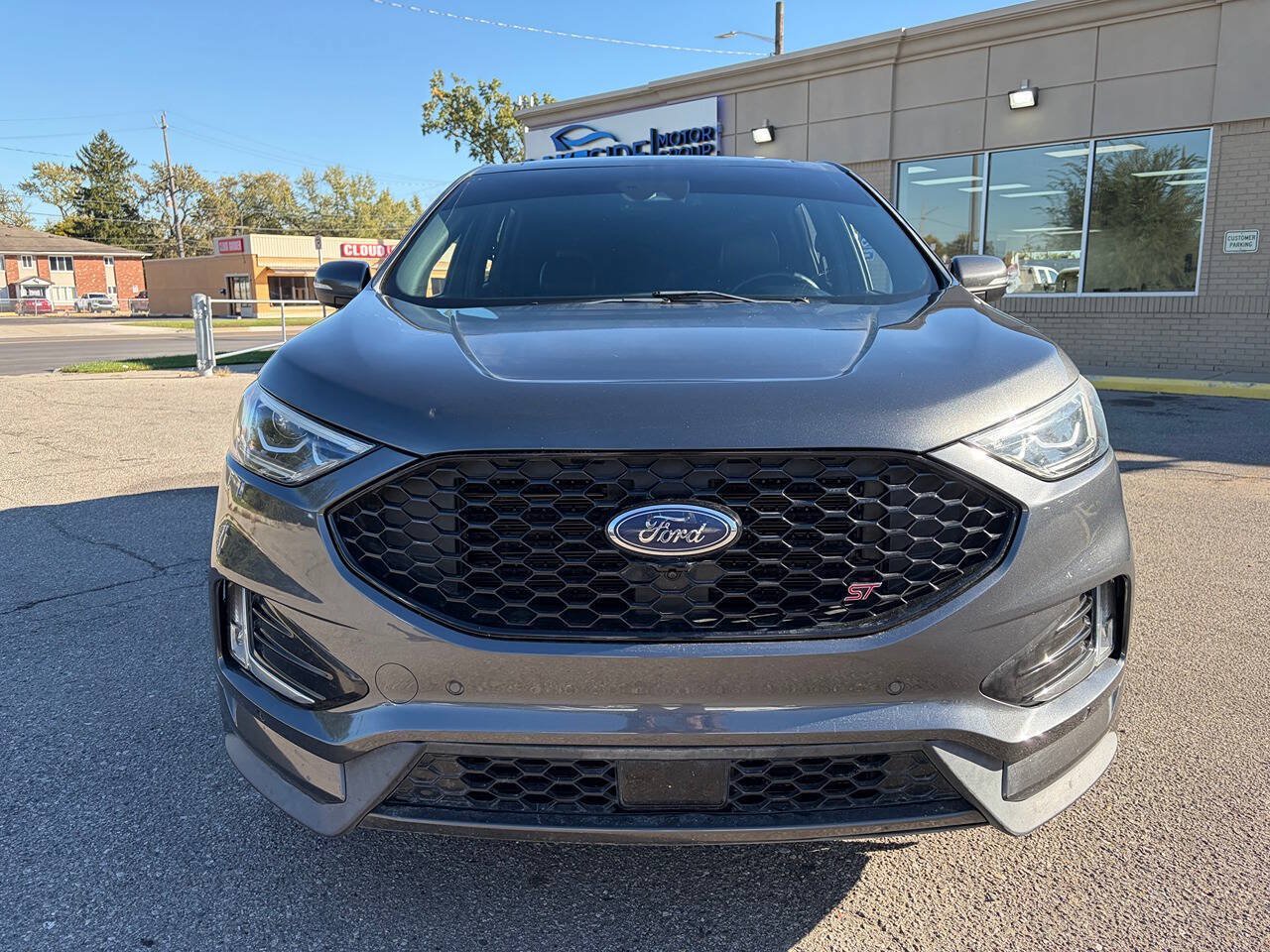 Used 2019 Ford Edge ST w/ Equipment Group 401A AWD/4WD image 2