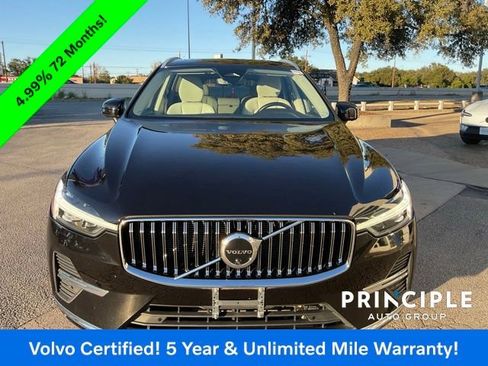 Certified 2023 Volvo XC60 B5 Plus image 3