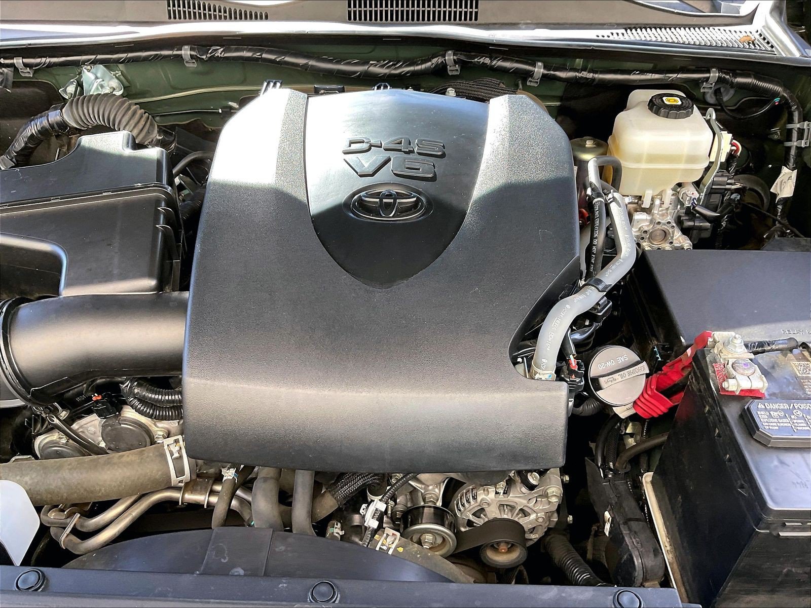Used 2021 Toyota Tacoma TRD Off-Road w/ TRD Premium Off Road Package AWD/4WD image 32
