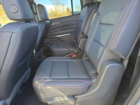 New 2026 Chevrolet Traverse Z71 w/ Enhanced Driving Package image 16