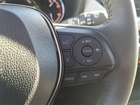 Used 2023 Toyota RAV4 XLE image 17