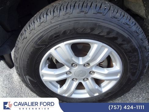 Used 2020 Ford Ranger XL w/ Equipment Group 101A Mid AWD/4WD image 14