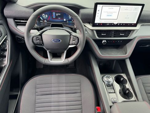 New 2026 Ford Explorer ST-Line w/ ST-Line Street Pack image 12