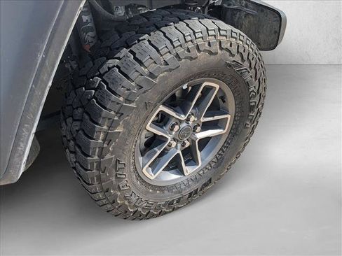 Used 2026 Jeep Gladiator Mojave AWD/4WD image 18
