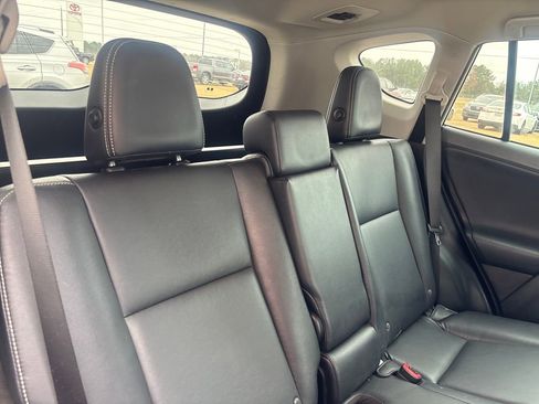Used 2014 Toyota RAV4 Limited w/ Technology Package image 21