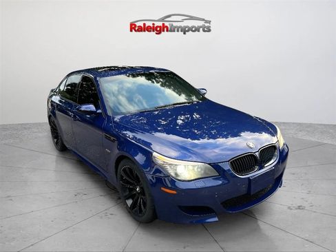 Used 2008 BMW M5 RWD image 5