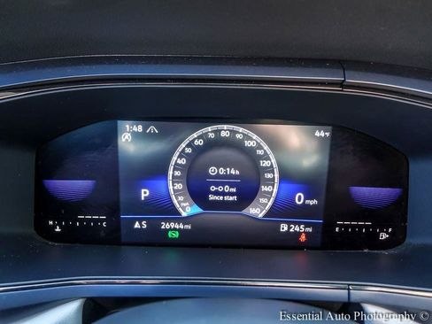 Used 2023 Volkswagen Taos SE AWD/4WD image 13