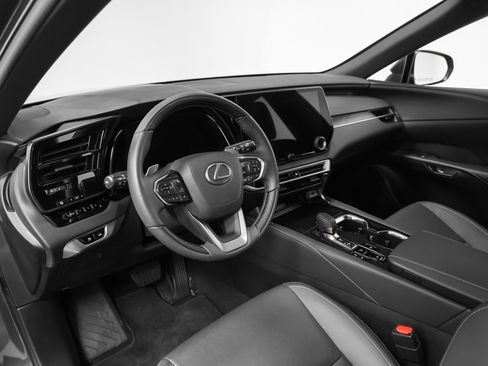 Used 2025 Lexus RX 350h AWD/4WD image 40