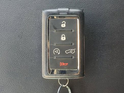 Certified 2023 Jeep Grand Cherokee Trailhawk w/ Luxury Tech Group III image 37