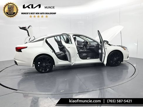 Used 2022 Nissan Altima 2.5 SR w/ Midnight Edition Package AWD/4WD image 58