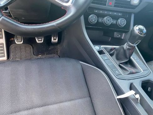 Used 2019 Volkswagen Jetta GLI FWD image 14