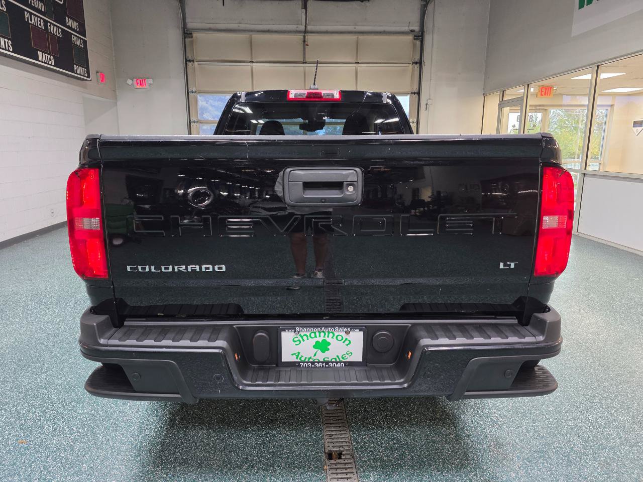 Used 2021 Chevrolet Colorado LT w/ Fleet Safety Package RWD image 8