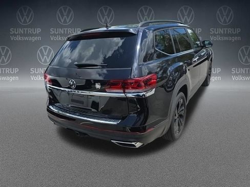Used 2023 Volkswagen Atlas SE w/ Black Wheel Package FWD image 33